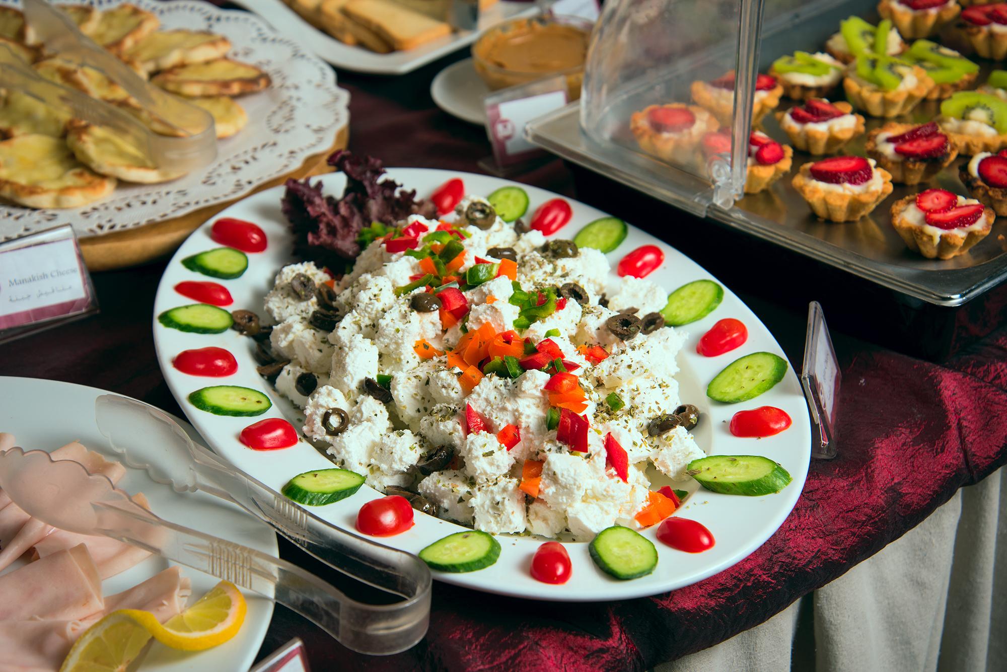 Rawche Universal Apartments Beirut Bagian luar foto