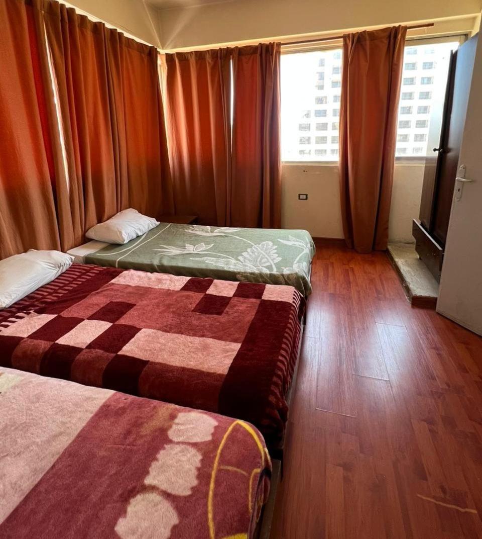Rawche Universal Apartments Beirut Bagian luar foto