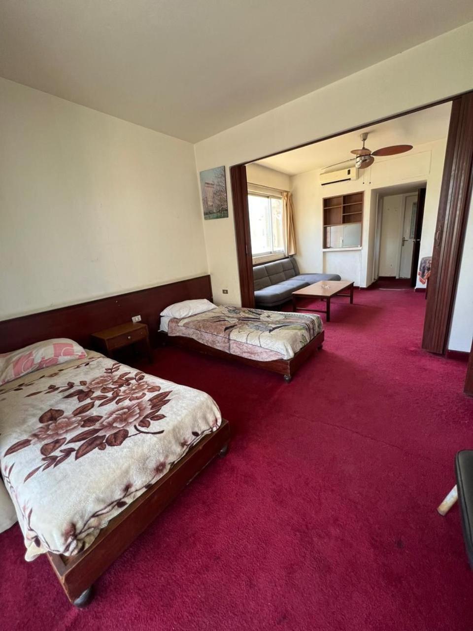 Rawche Universal Apartments Beirut Bagian luar foto